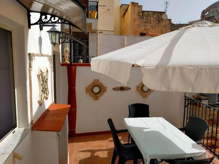 Casa Vacanza "Il Cortiletto" Sciacca Exteriör bild
