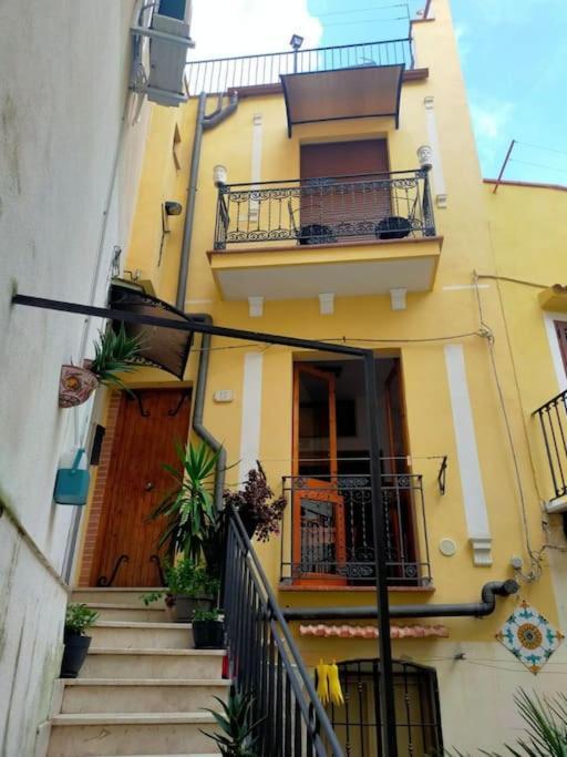 Casa Vacanza "Il Cortiletto" Sciacca Exteriör bild